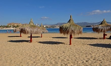 Playa Coral Negro